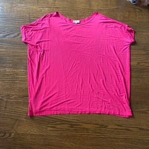 flowy pink piko shirt